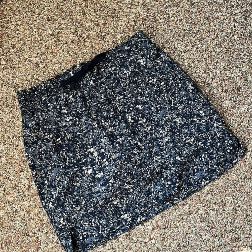 Athleta Farallon Short Size 6